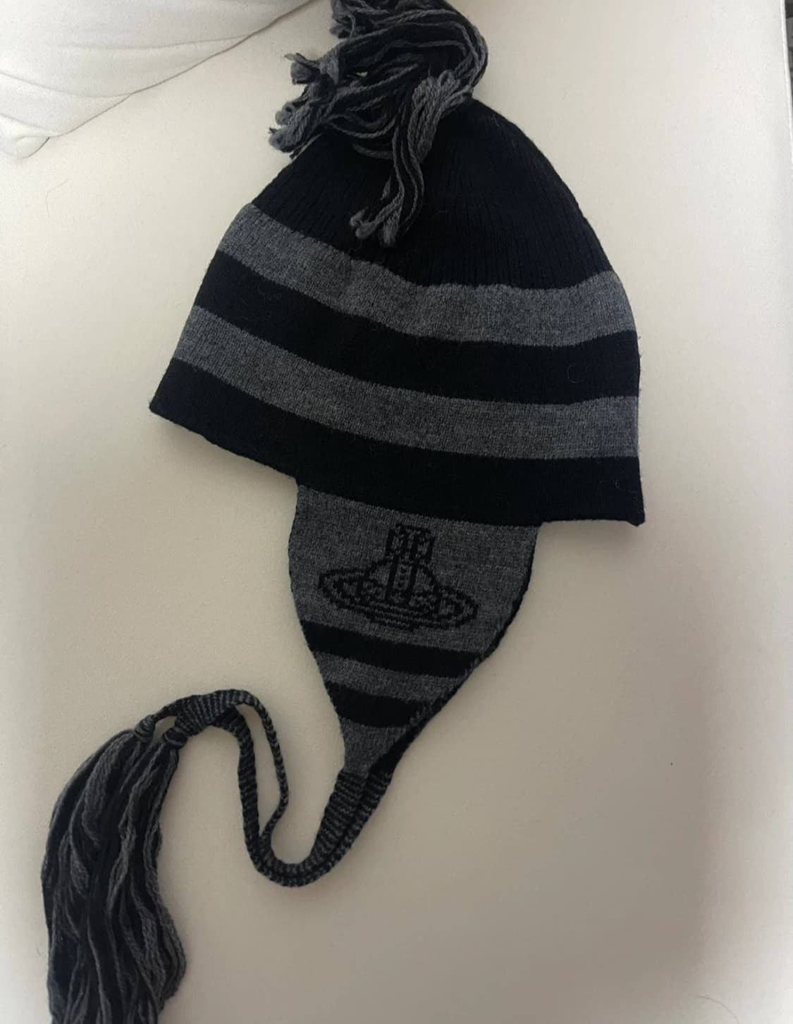 비비안웨스트우드 모자 상품이미지1