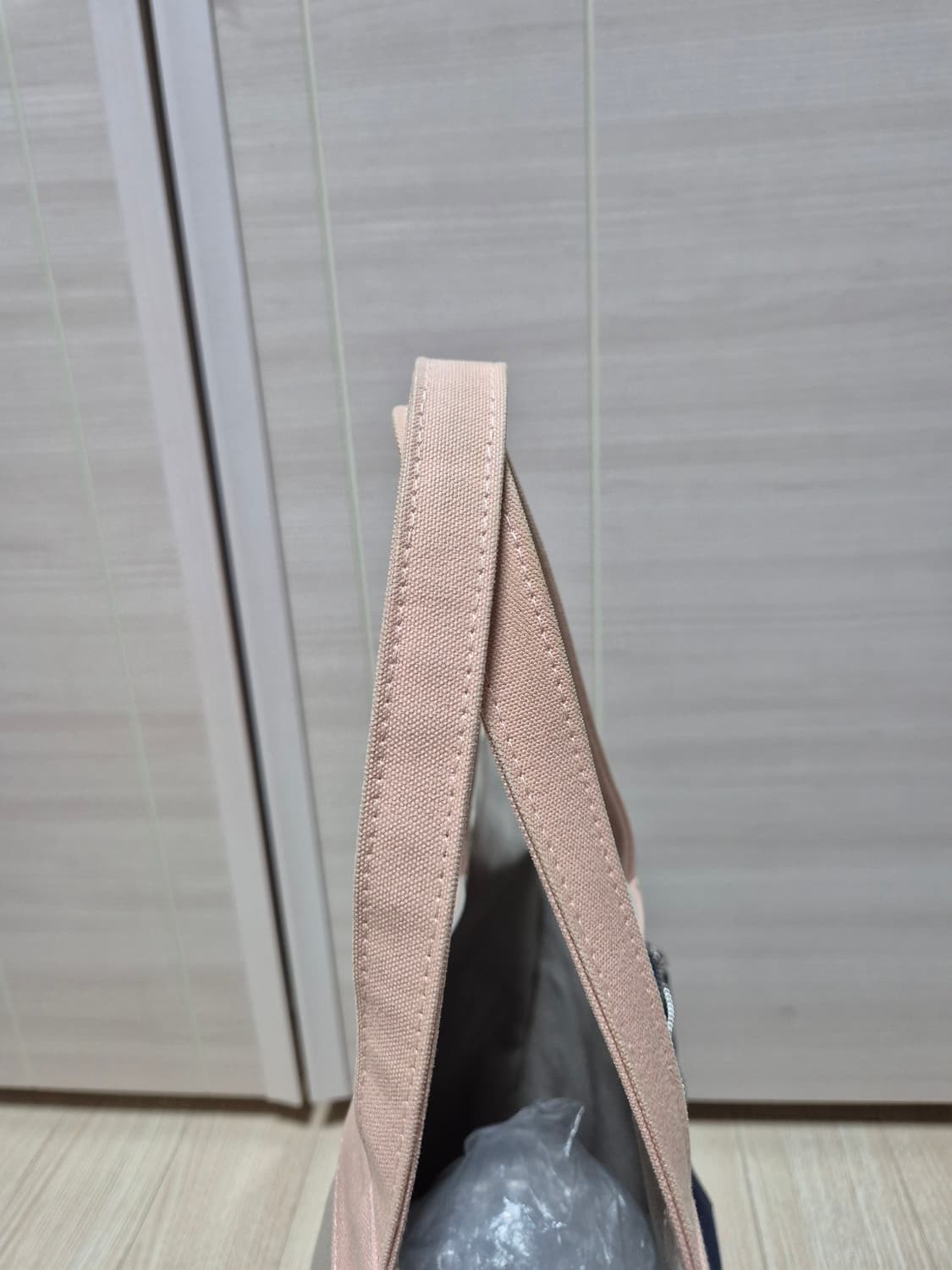 아떼바네사브루노 포켓배색 그랜드 카바스백 캔버스가방 상품이미지5