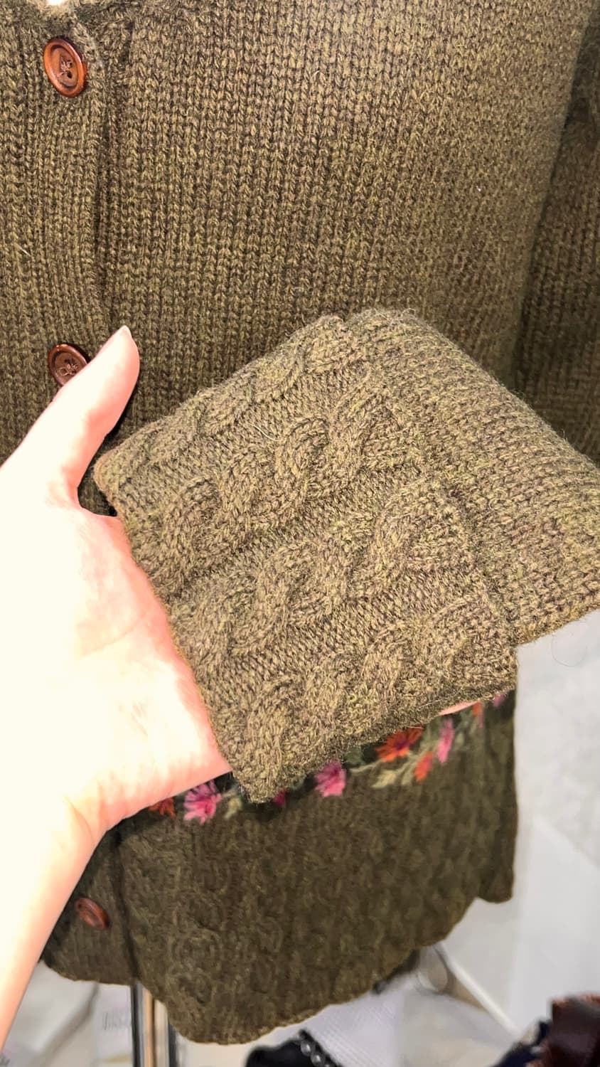 케미컬시스터즈 빈티지 올리브 자수 니트가디건 상품이미지4