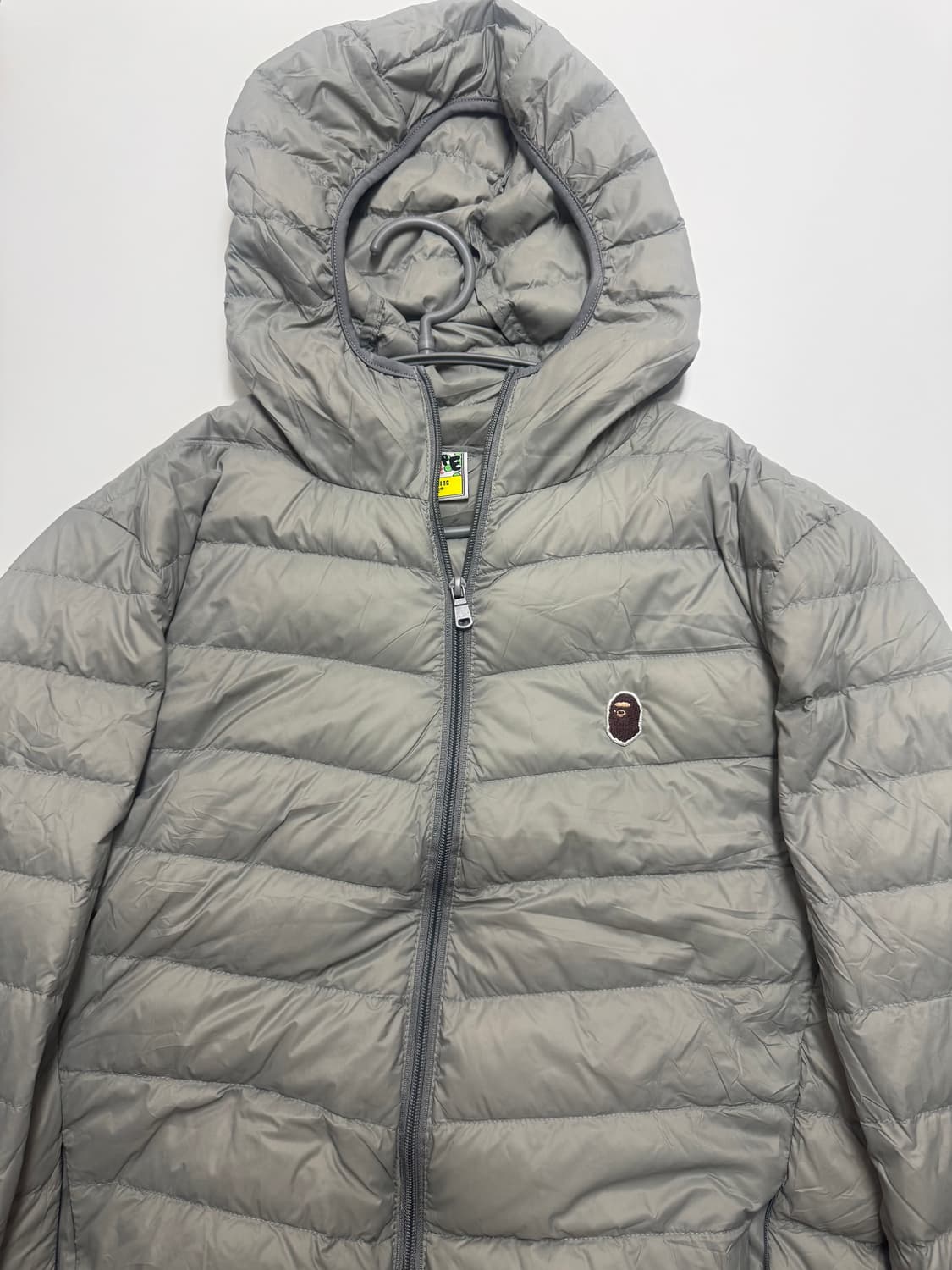 베이프 경량 패딩 베이지 상품이미지1