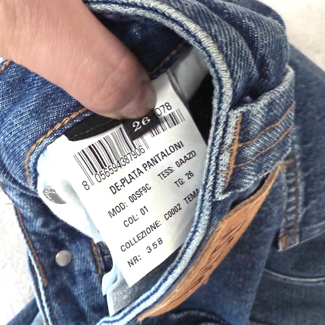 Diesel 디젤 커브드 워시드 데님 팬츠 상품이미지6