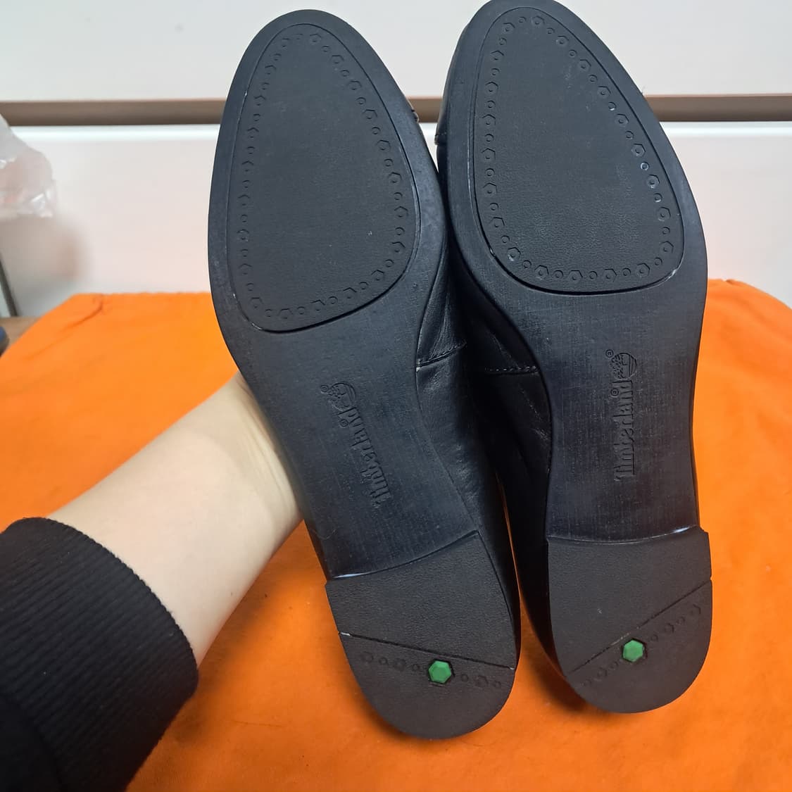 팀버랜드 가죽 플랫슈즈 단화240(상태최상) 상품이미지3