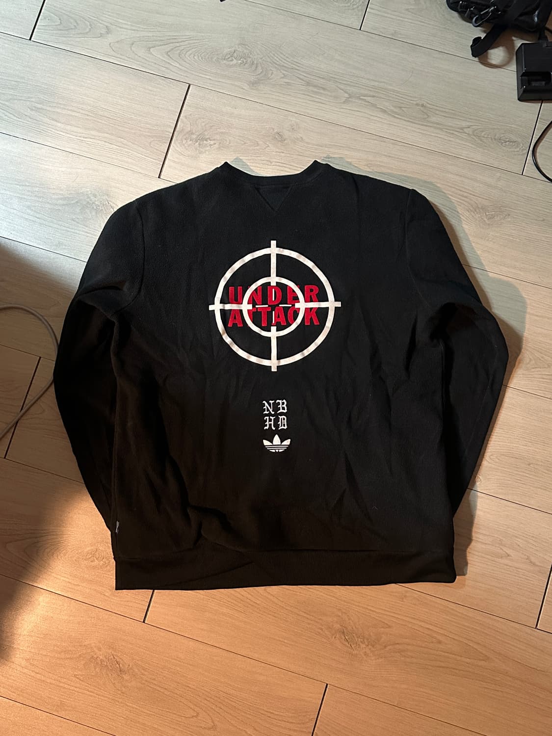 네이버후드 x 아디다스 맨투맨 스웻셔츠 상품이미지2