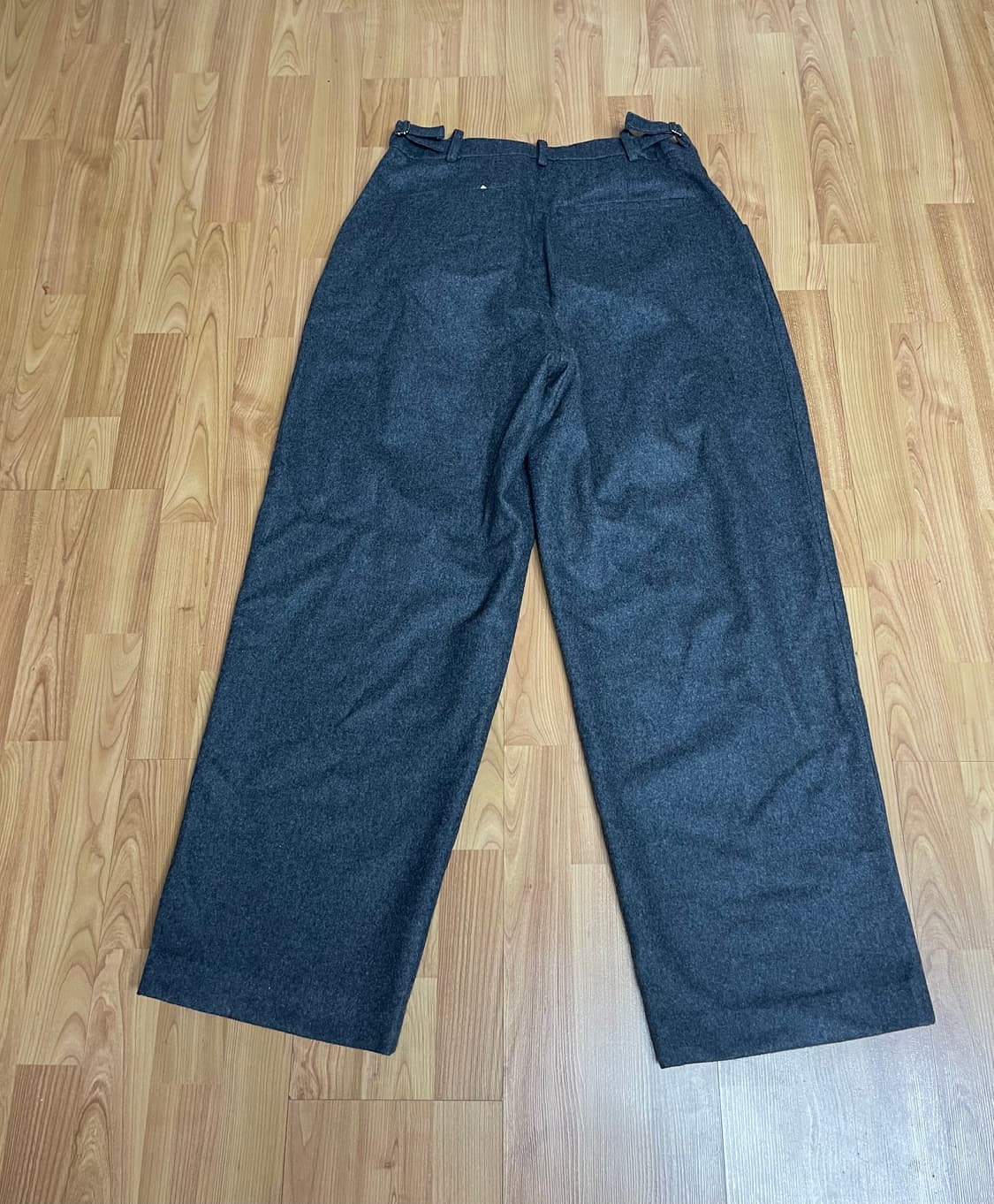 youth 그레이 울 와이드슬랙스 판매합니다 상품이미지2