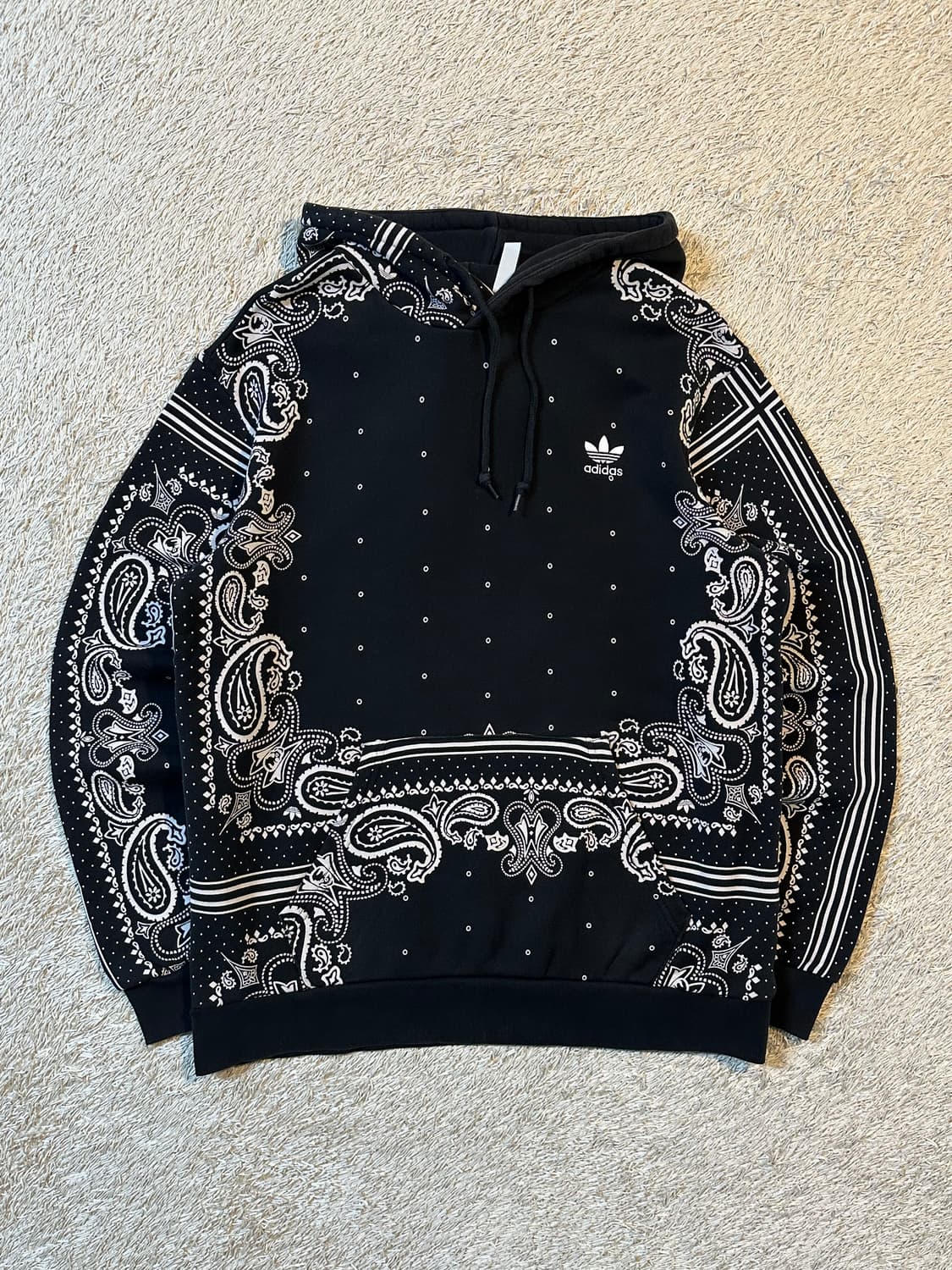 아디다스 ADIDAS 페이즐리 반다나 패턴 후드티 블랙 상품이미지1