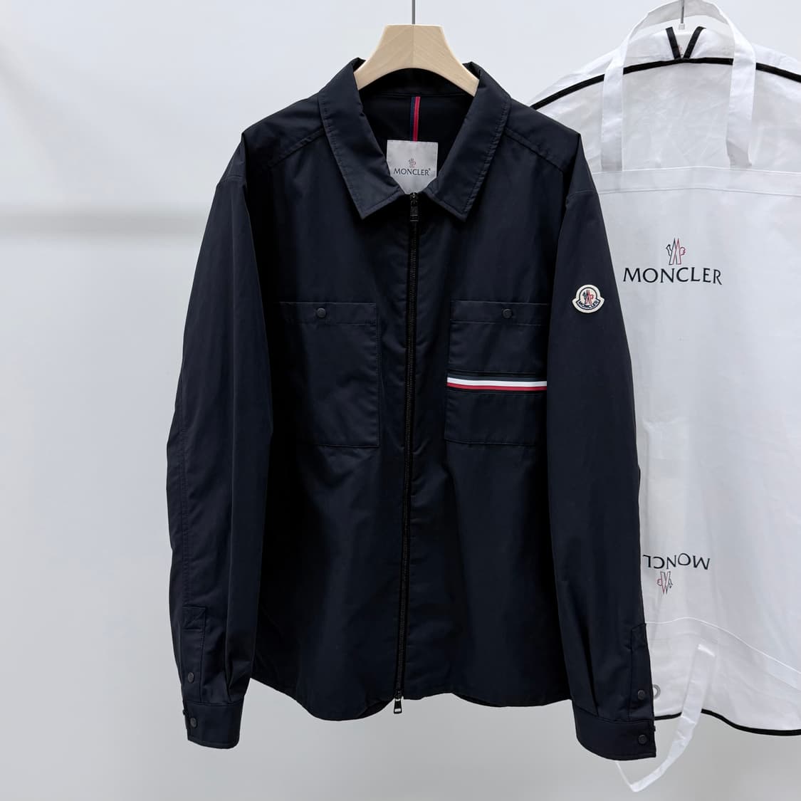 [S+급/6] 몽클레어 하타브 바람막이 자켓 블랙 상품이미지7