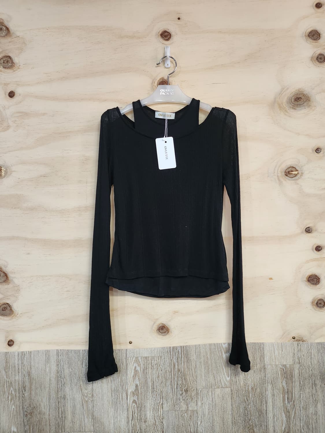 451) OVUETTE 컷아웃 긴팔 티셔츠 상품이미지1