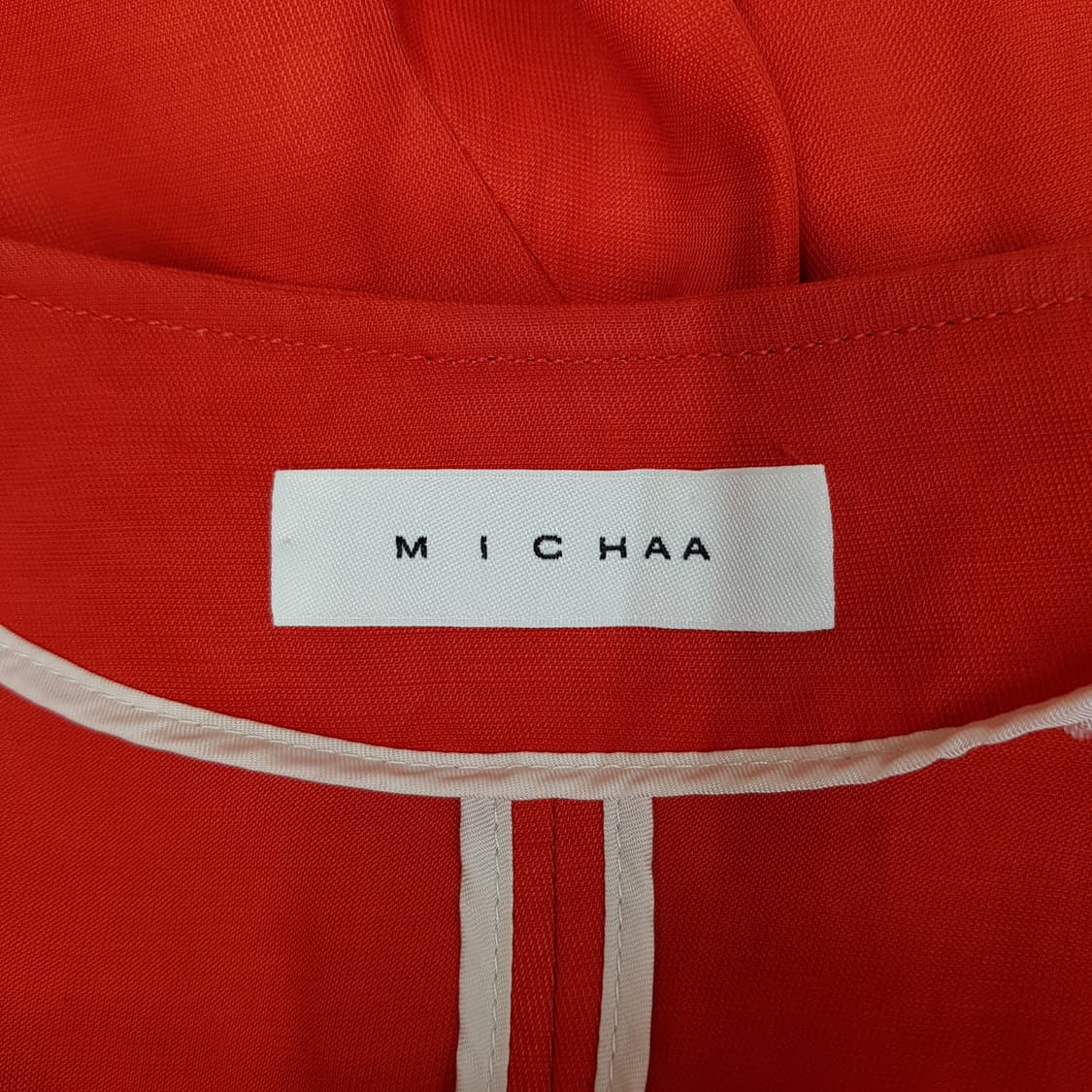 미샤 MICHAA 2021 버튼 디테일 슬리브리스 롱 원피스 상품이미지7