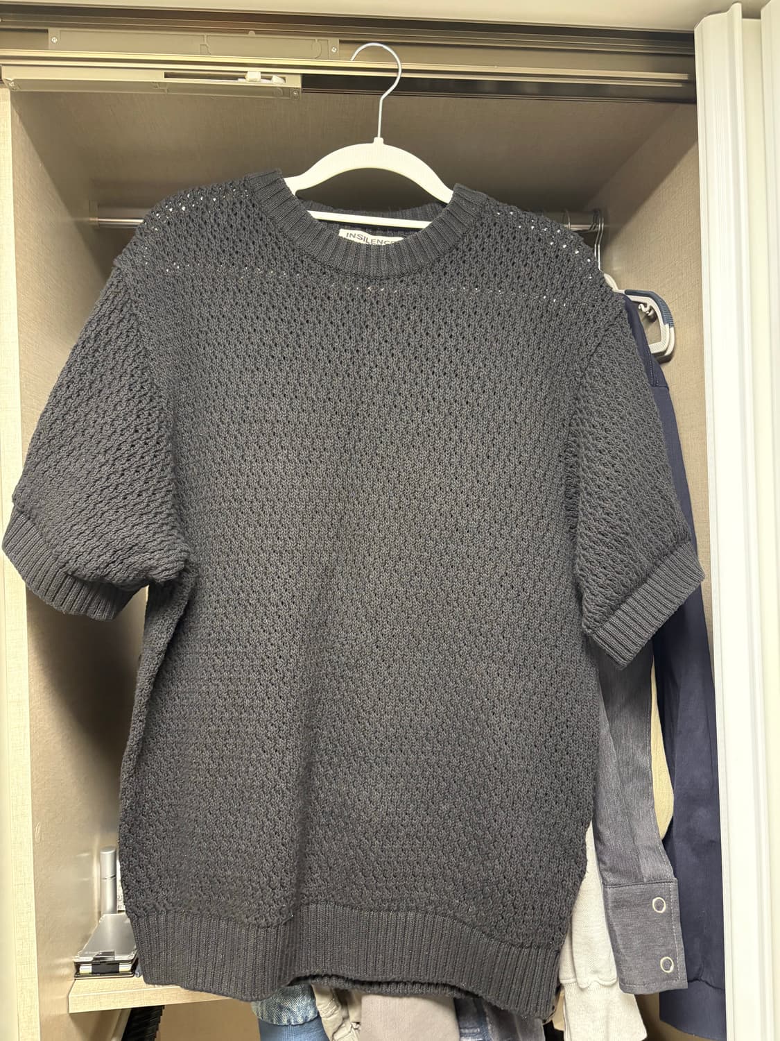 인사일러스 반팔 니트 스웨터 블랙 m사이즈 상품이미지1