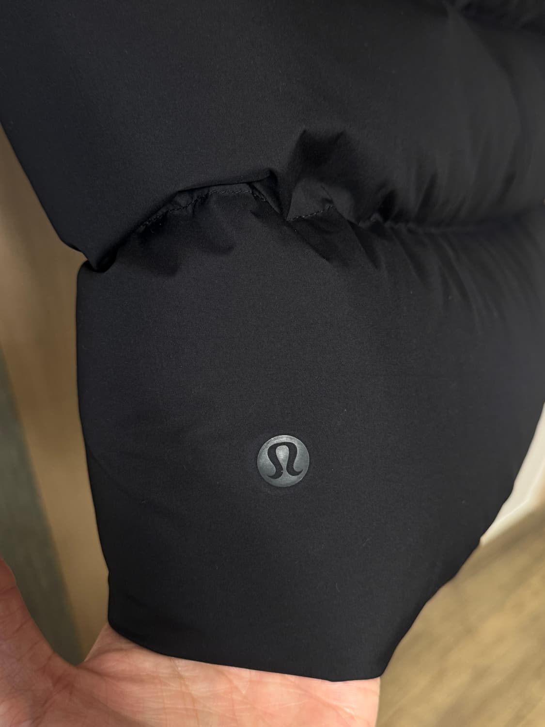 룰루레몬 원더 퍼프 600 다운 필 베스트 패딩 조끼 블랙 M 상품이미지3