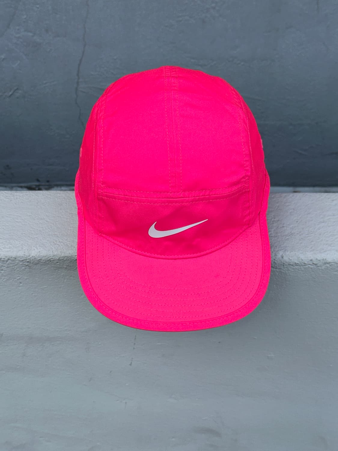 [S-M] NIKE 나이키 로고 핫핑크 캠프캡 러닝 모자 상품이미지1