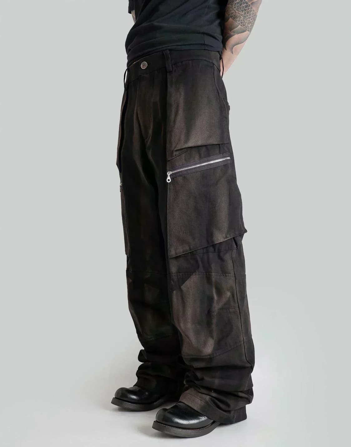 SUNBLEACHED MULTI POCKET TROUSERS 상품이미지1