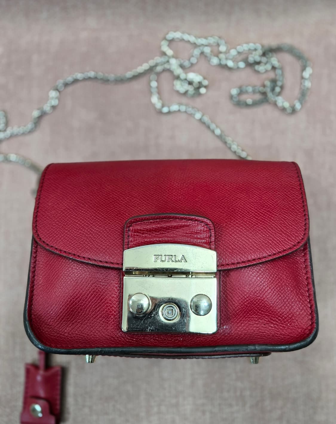 FURLA 훌라 메트로폴리스 미니 체인 크로스백 상품이미지1