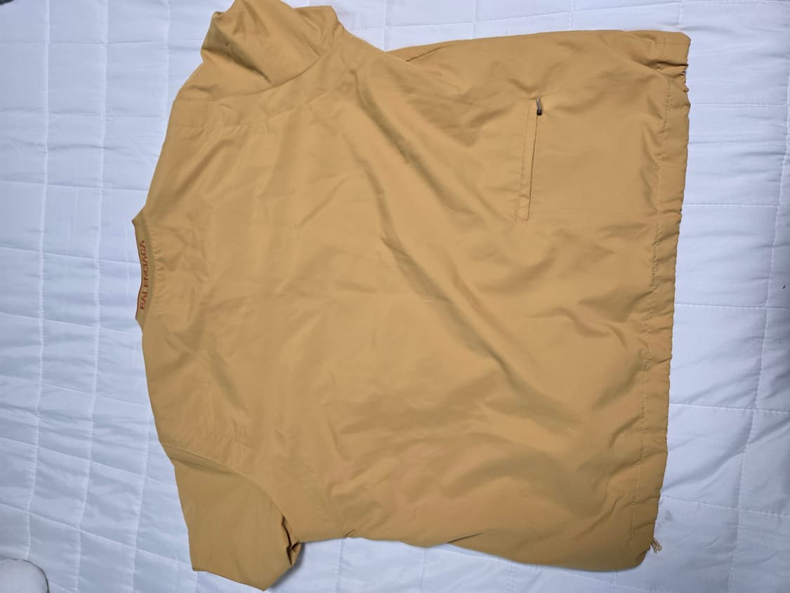 발렌시아가 웜업 맨투맨 100 상품이미지4