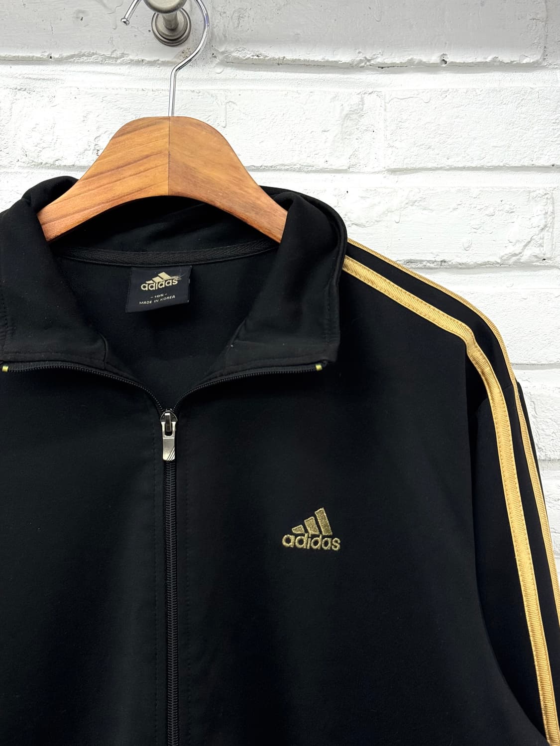 아디다스 블랙 골드 트랙탑 져지 상품이미지4