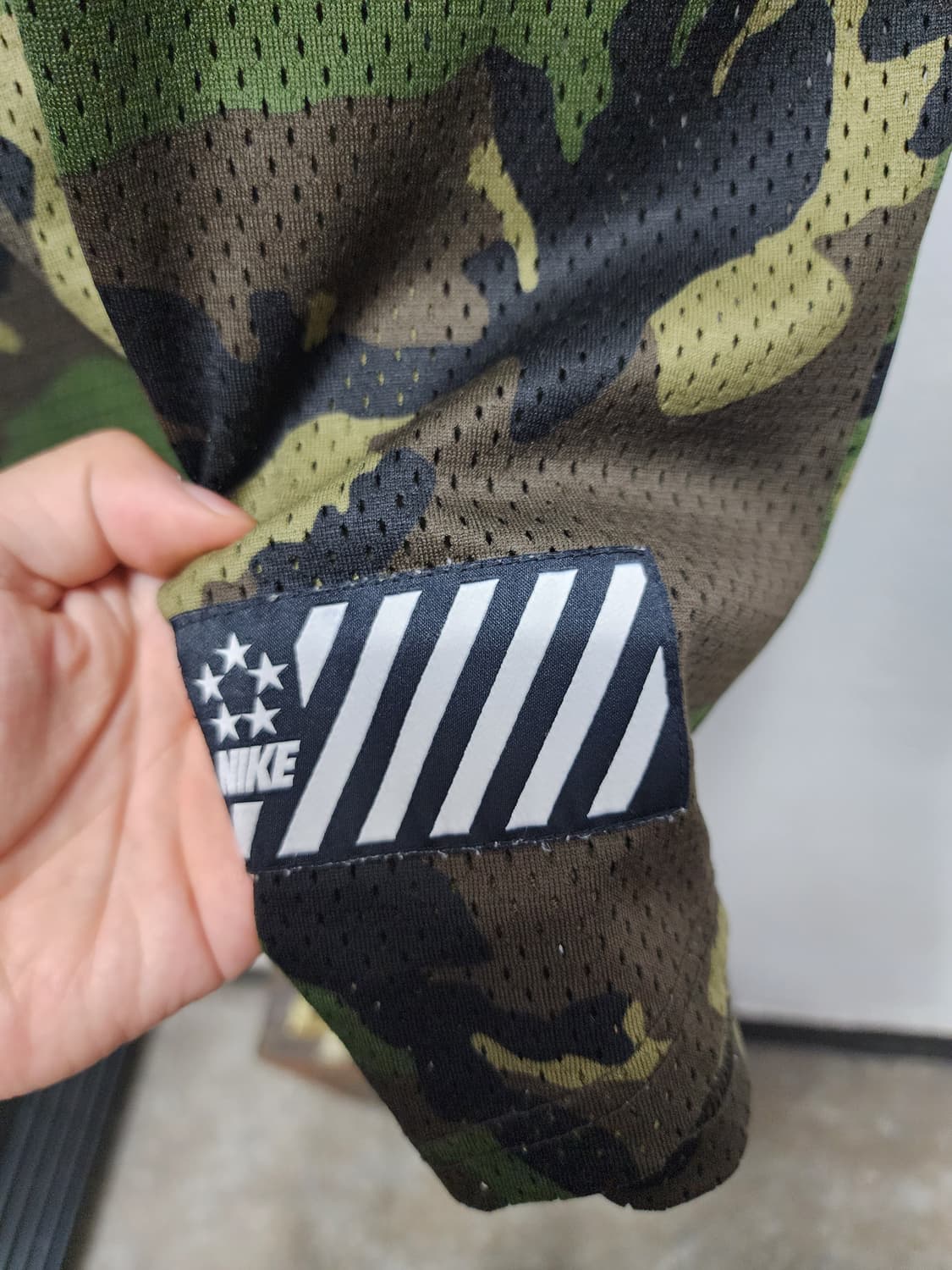 나이키 밀리터리 반팔티  상품이미지3