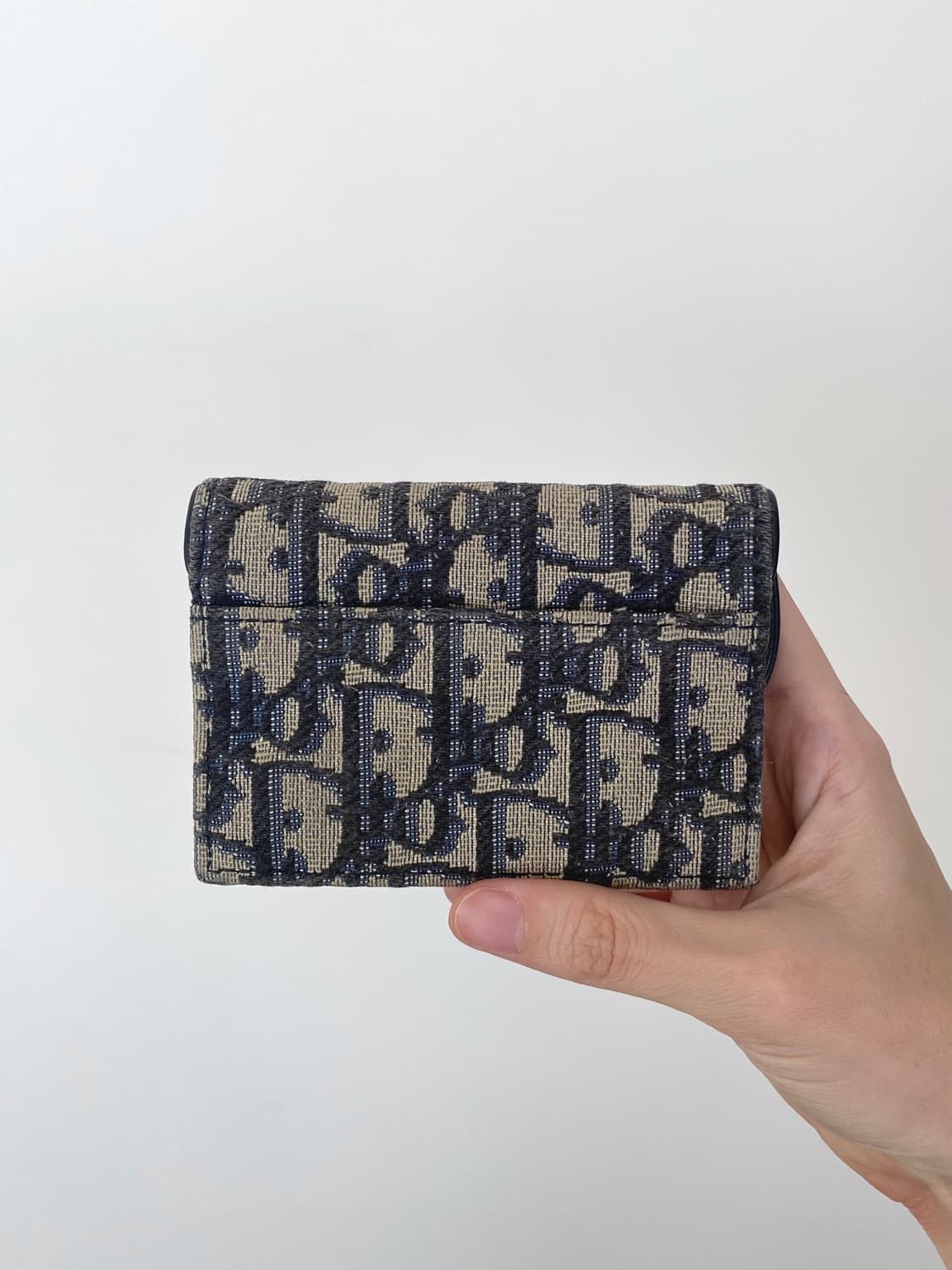 디올 새들 블룸 카드 지갑 (블루 오블리크 자카드) 상품이미지10