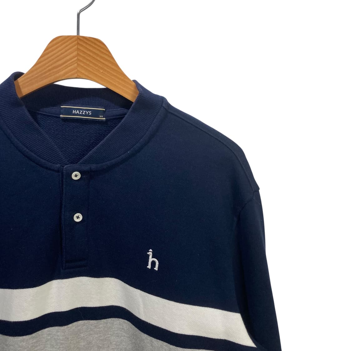 헤지스 버튼 네이비 맨투맨 상품이미지3
