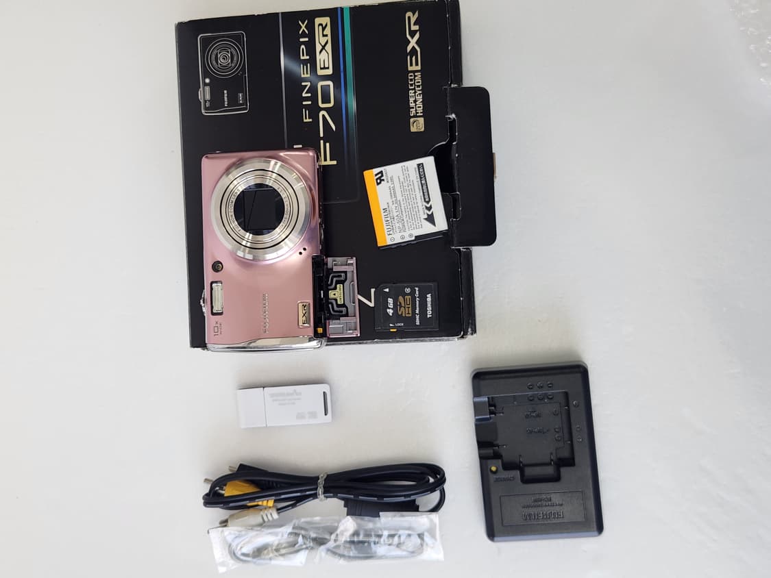 후지필름 파인픽스 f70 exr  빈티지디카 아일릿 원희 카메라 상품이미지2