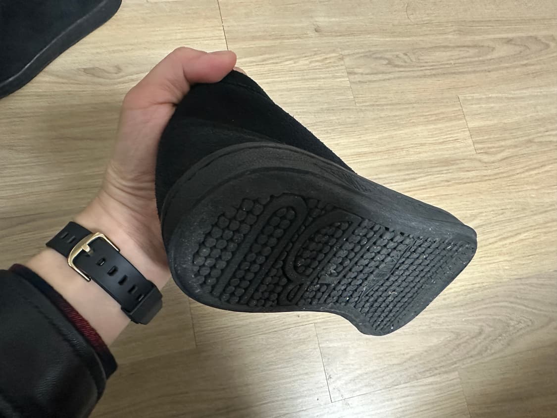 마네부(MANEBU) 블랙 스웨이드 왈라비 부츠 상품이미지3