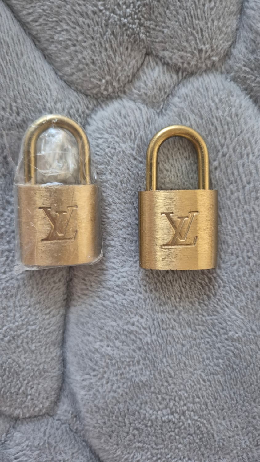 루이비통 열쇠 2개 5만원 상품이미지1