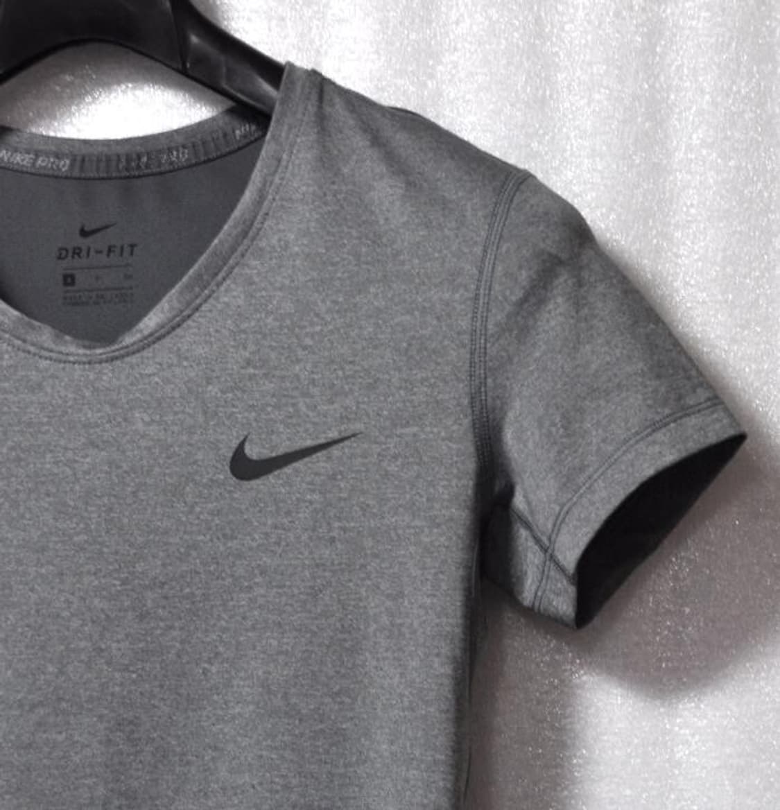 나이키프로/여성기능성타이트핏반팔티셔츠(사이즈44) 상품이미지5