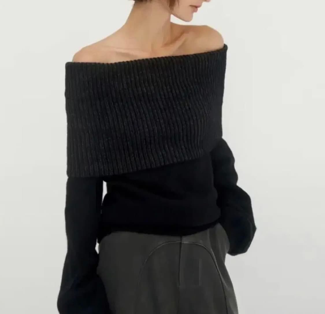 트리밍버드 오프숄더 니트 차콜 상품이미지1