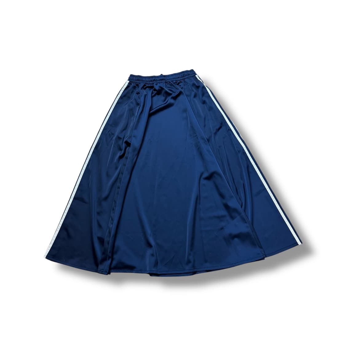 아디다스 SST 스커트 나이트 인디고 색상 상품이미지2