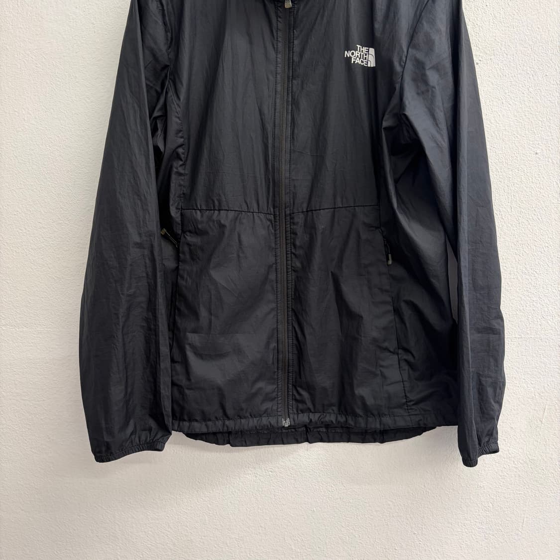 노스페이스 블랙 바람막이(90) 상품이미지5