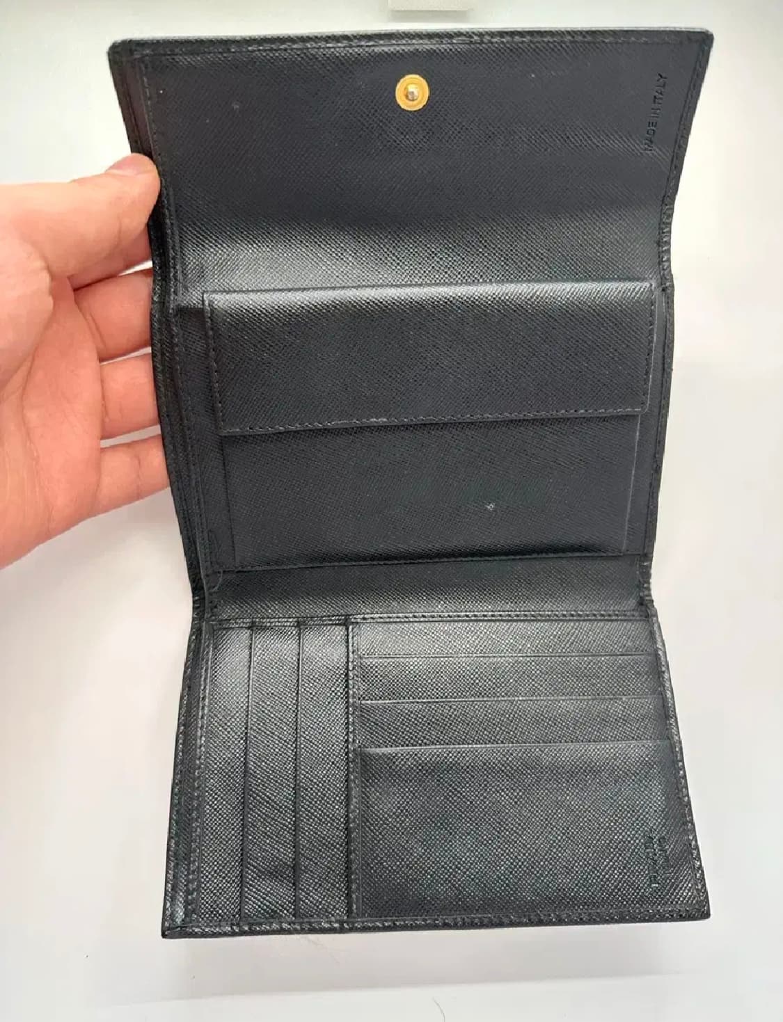 정품 프라다 삼각로고 중지갑 상품이미지2