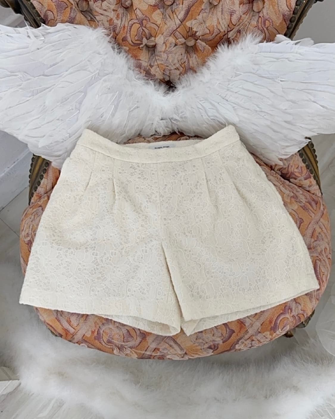 Ivory lace short pants  상품이미지1