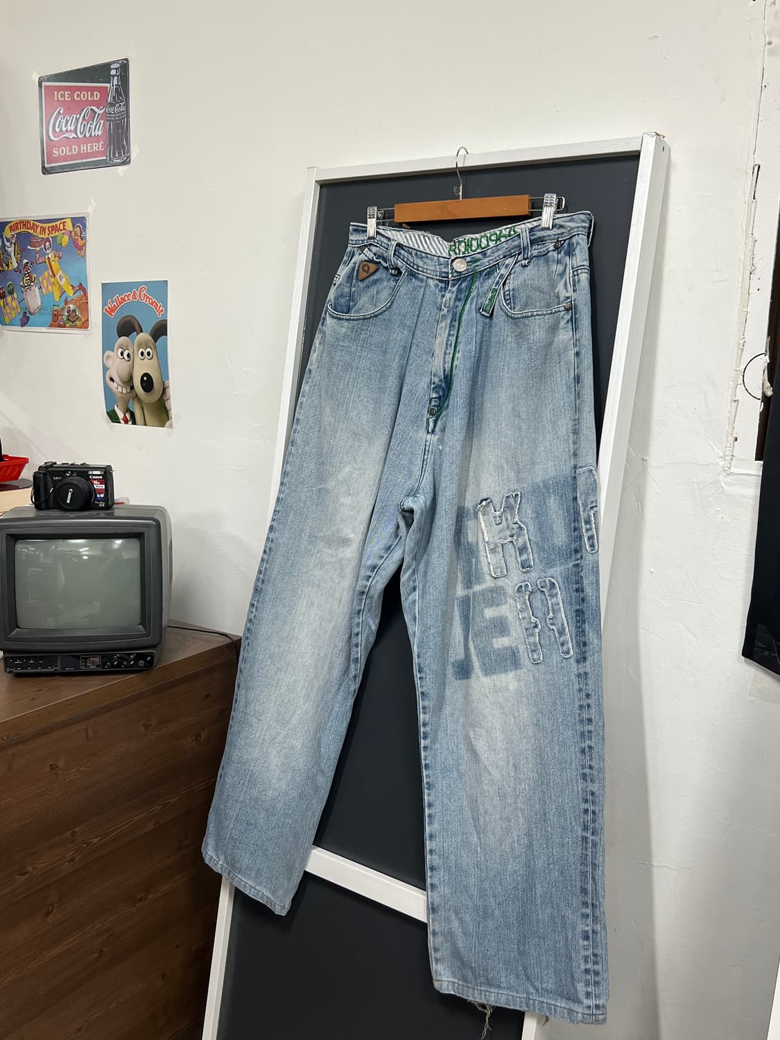 아카데믹 힙합 올드스쿨 패치 데님 와이드핏 팬츠 상품이미지2
