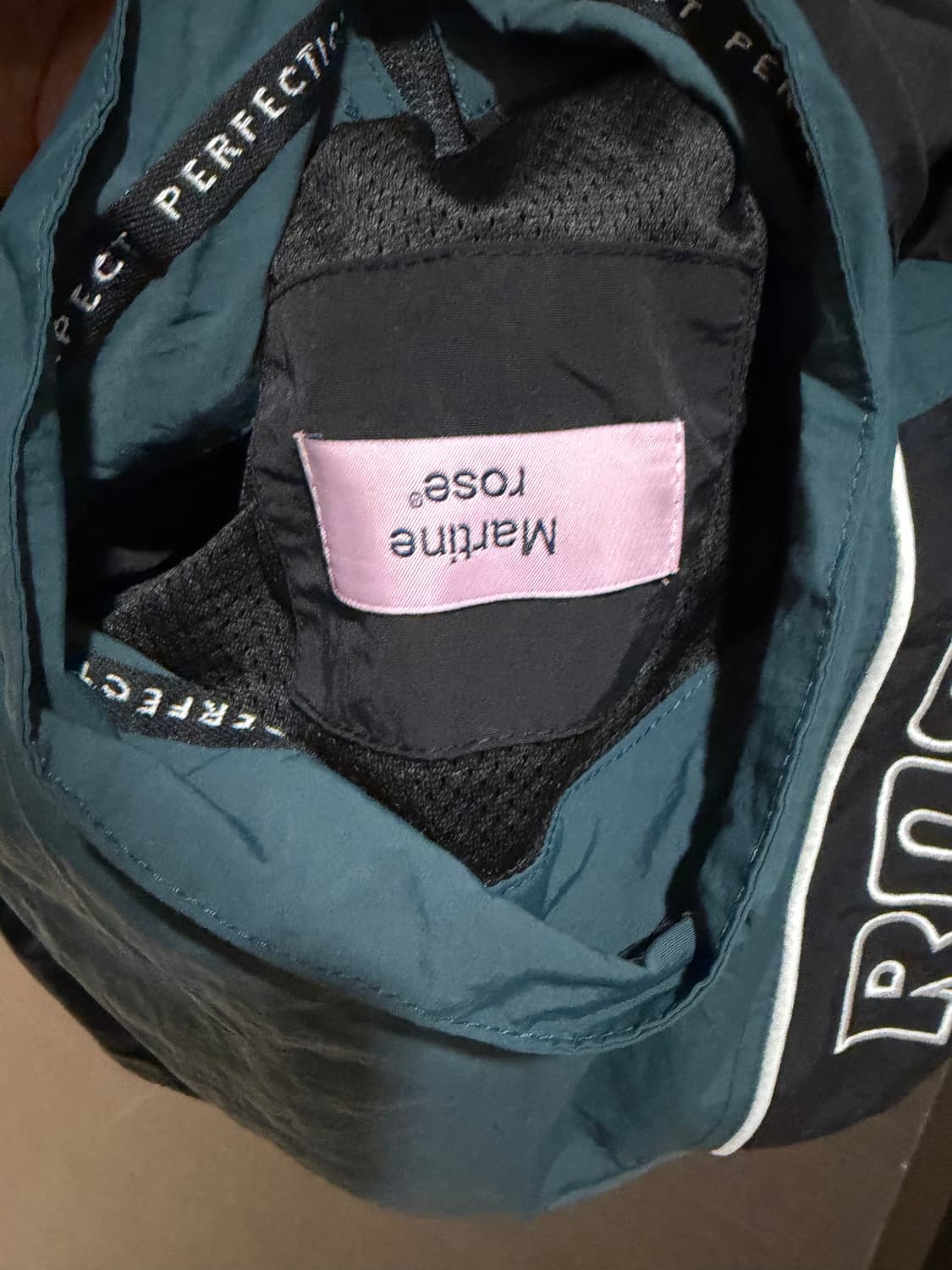 Martine Rose – 마틴로즈 트랙 재킷 토트 백 상품이미지8