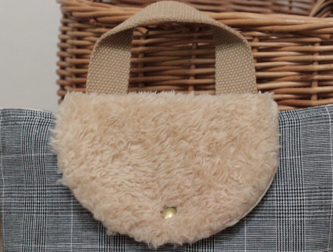 핸드메이드 손잡이 퍼 파우치 상품이미지2