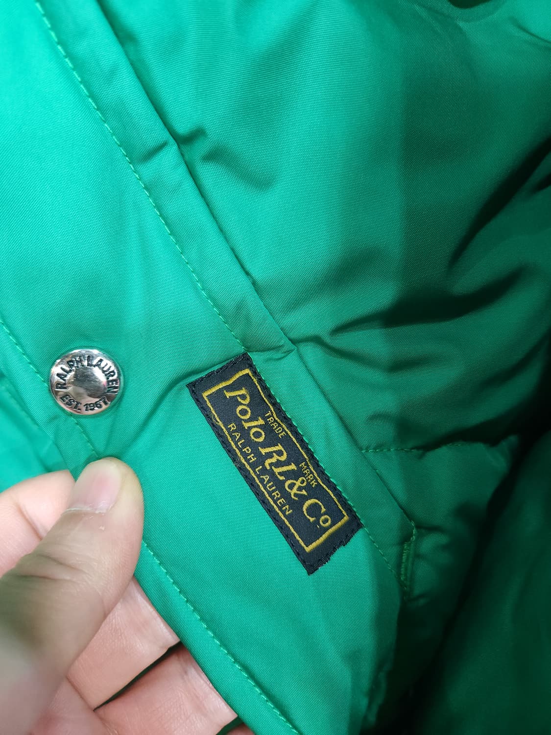 폴로 랄프로렌 그린 푸퍼 다운 자켓
​
 상품이미지2