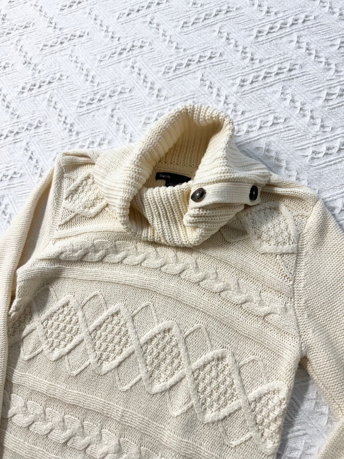 폴딩 버튼 넥 케이블 니트 원피스 상품이미지6