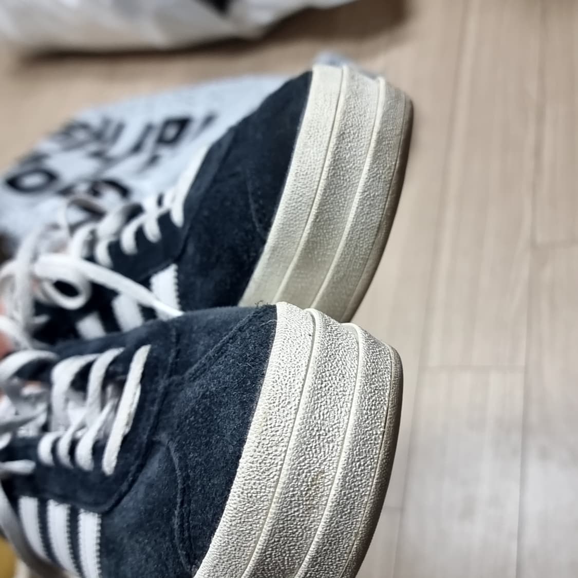 아디다스 가젤 블랙 스웨이드 운동화(245) 상품이미지5