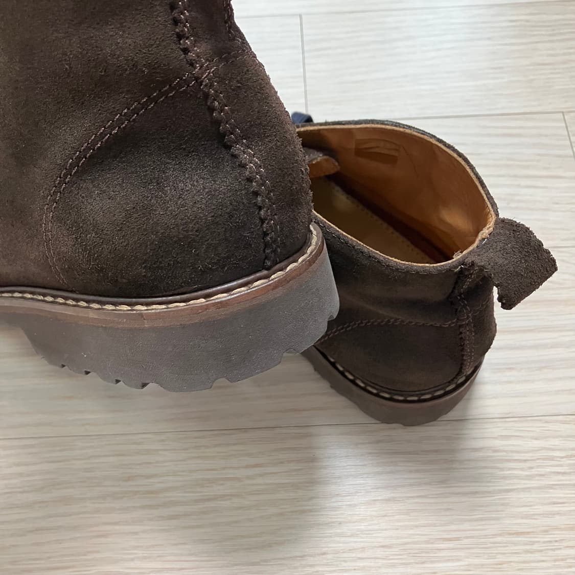 [Massimo Dutti] 마시모두띠 스웨이드 비브람 처카 부츠 상품이미지6