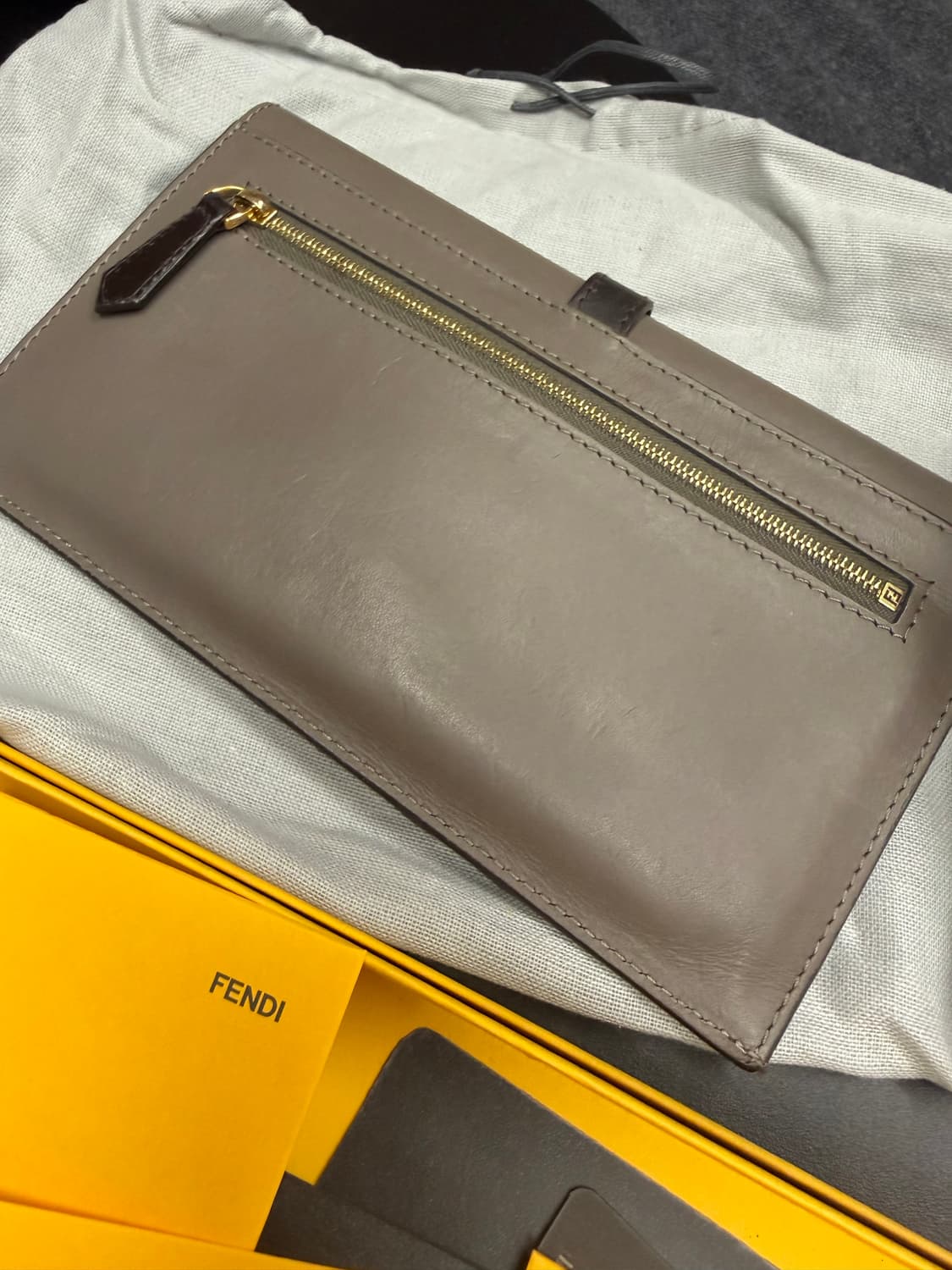 펜디 파이톤 지갑  상품이미지4