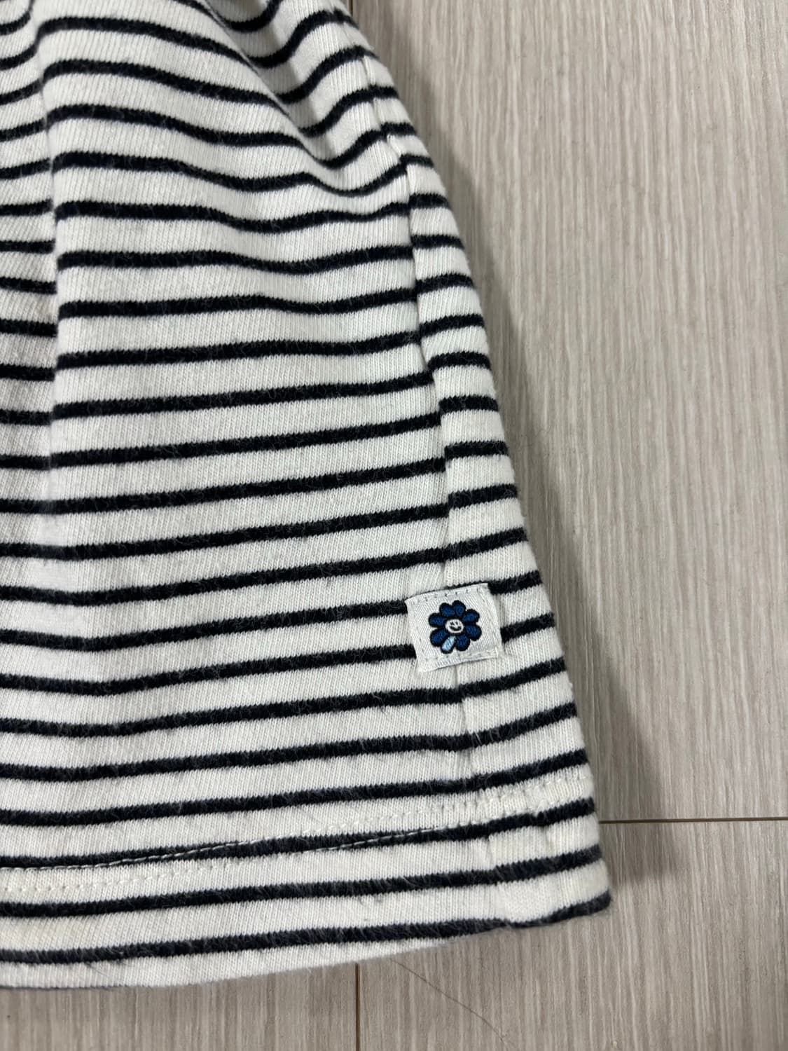 What it isNt 스트라이프 반팔 상품이미지2