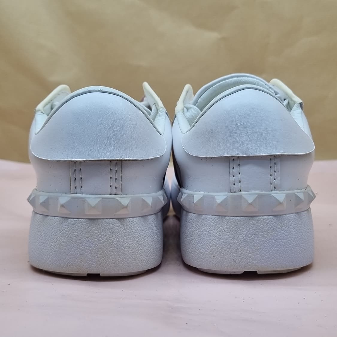 발렌티노 가라바니 여성 스니커즈 220 상품이미지4