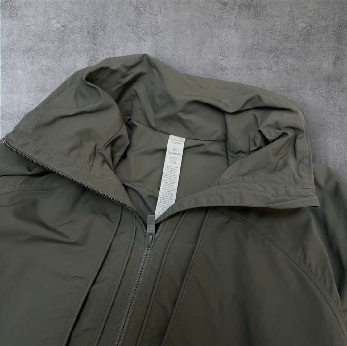 룰루레몬 Lululemon 카키 올웨이즈 에포트리스 후드 자켓 10 상품이미지3