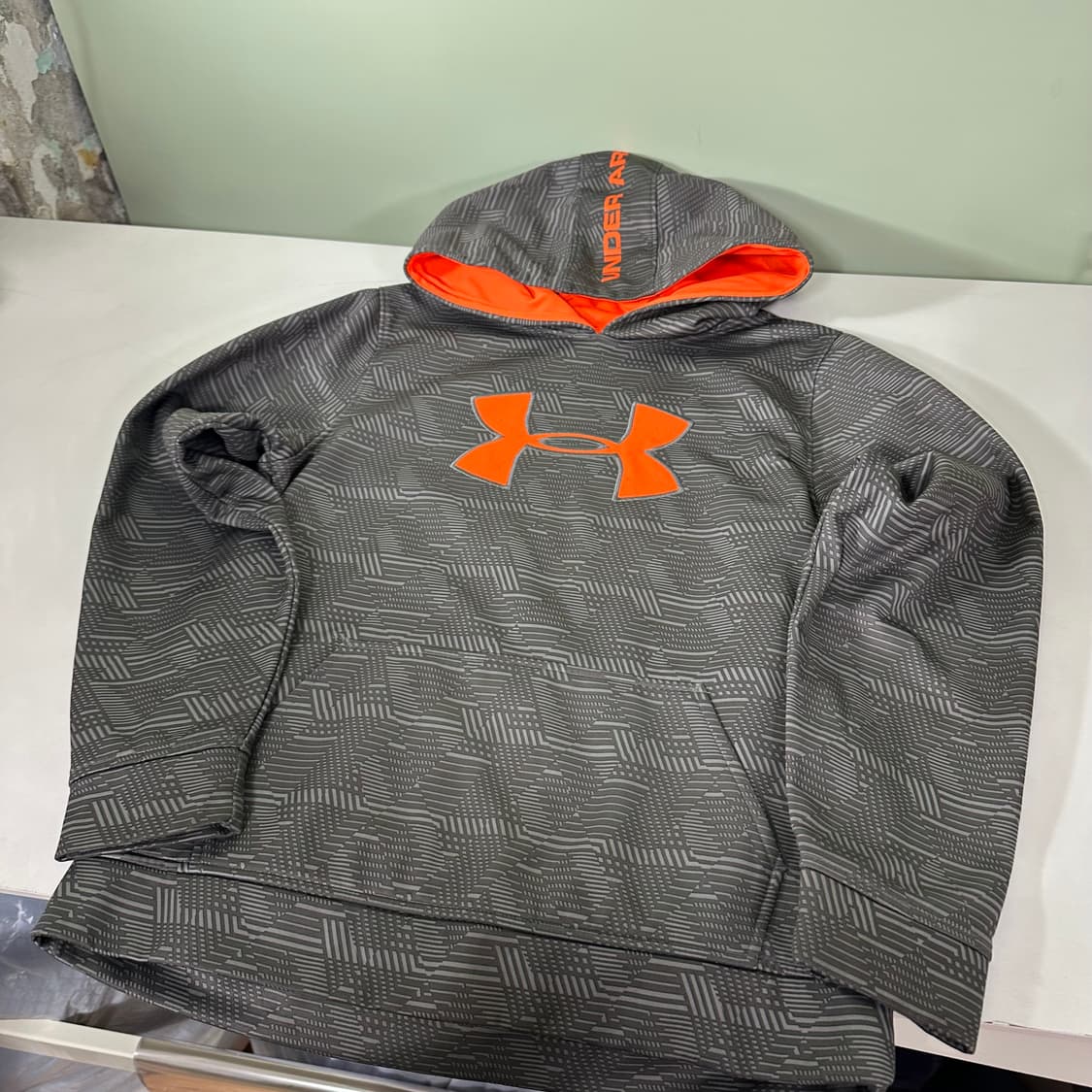 우먼M 언더아머 진그레이 빅패치로고 트레이닝 헬스후드 상품이미지2