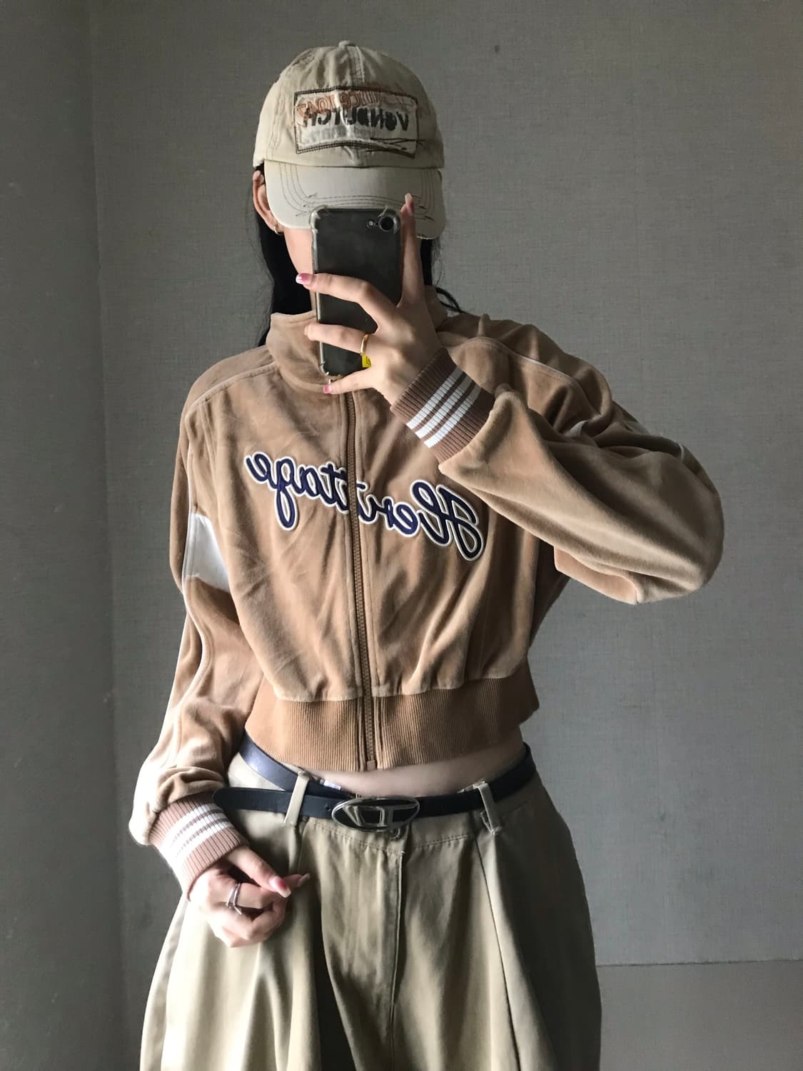 휠라 베이지브라운 벨벳 집업 상품이미지1