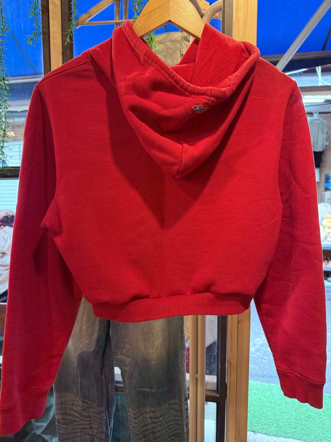 디키즈 레드 크롭 후드티 상품이미지3