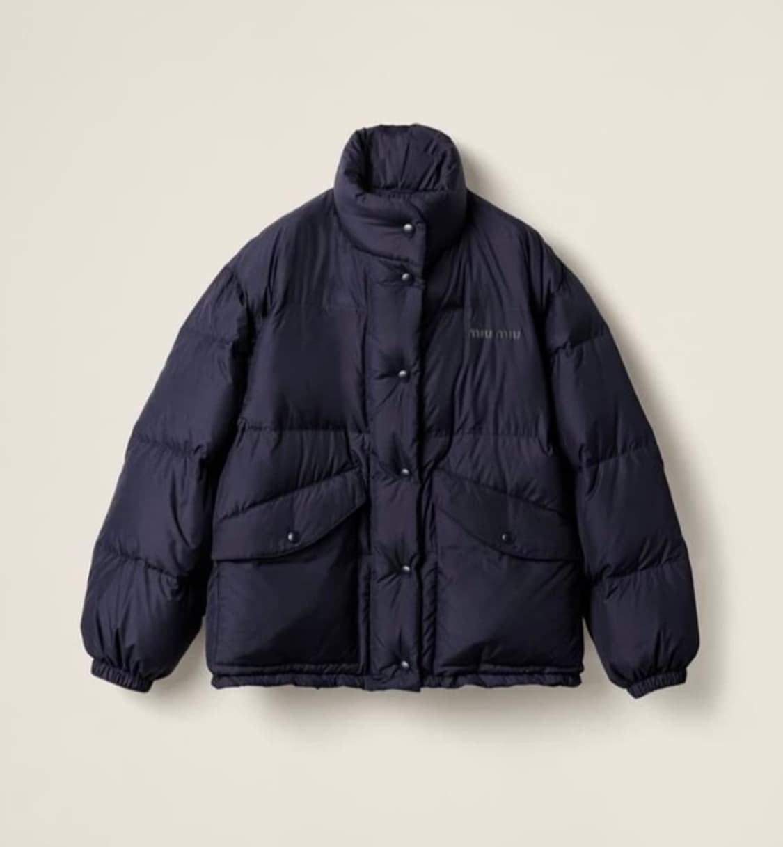 미우미우 남성용 구스다운 패딩 네이비 상품이미지1