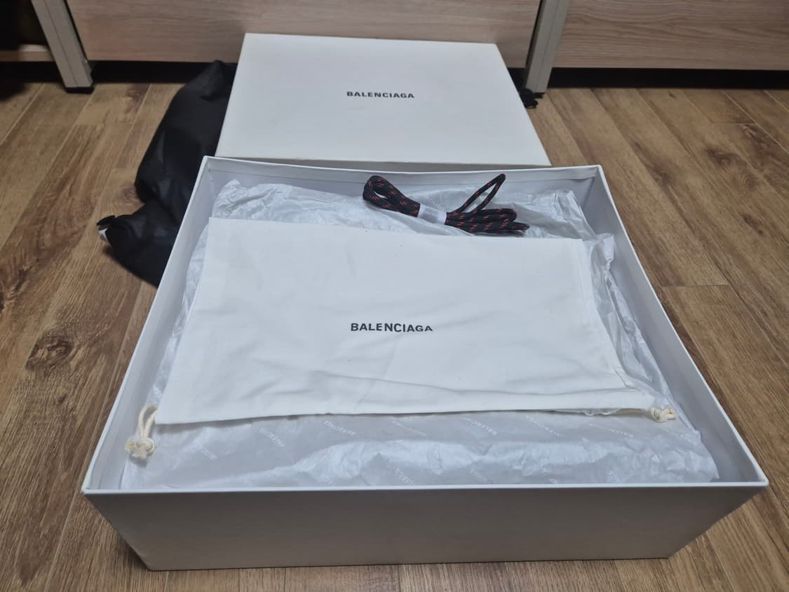 발렌시아가 트리플 S 블루 스니커즈 43사이즈 새제품 상품이미지6