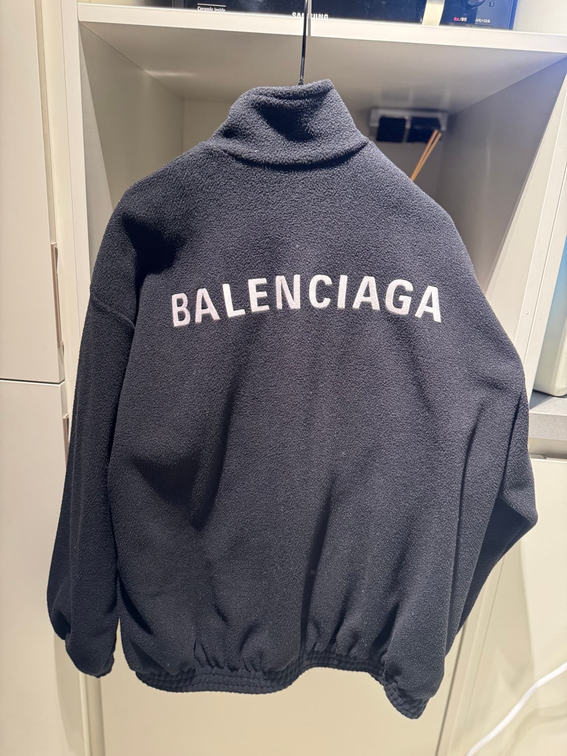 발렌시아가 후리스 플리스 팝니다 상품이미지1