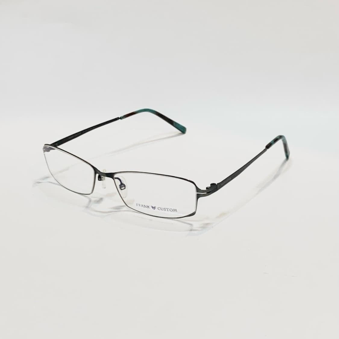 [픽키-672] 초경량 실버 사각 반무테 안경 메탈 프레임 마블팁 상품이미지3