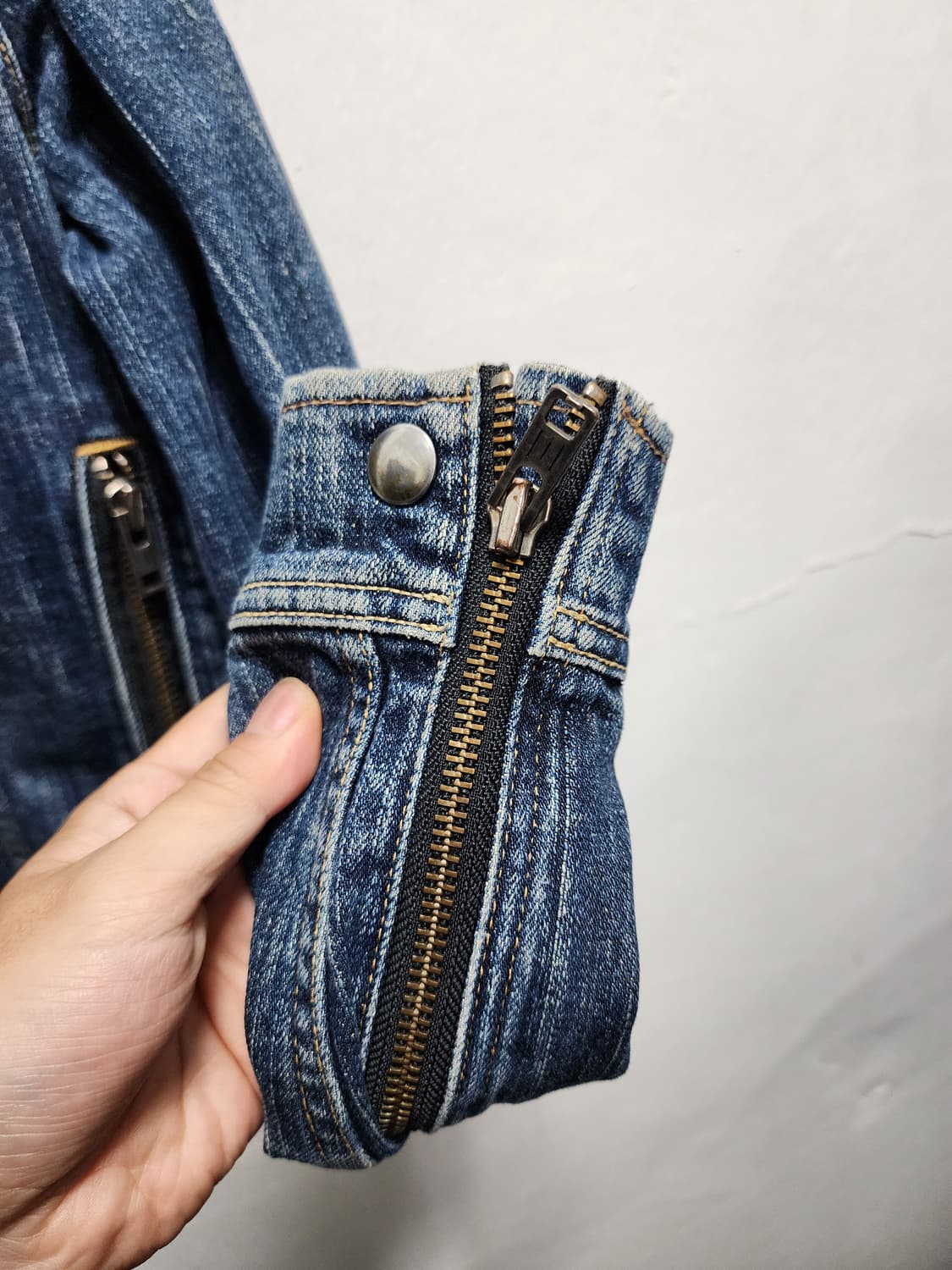 리바이스 집핏 딱붙핏 크롭 청자켓 상품이미지3